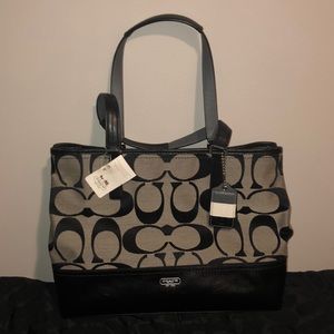 BRAND NEW coach purse!!
